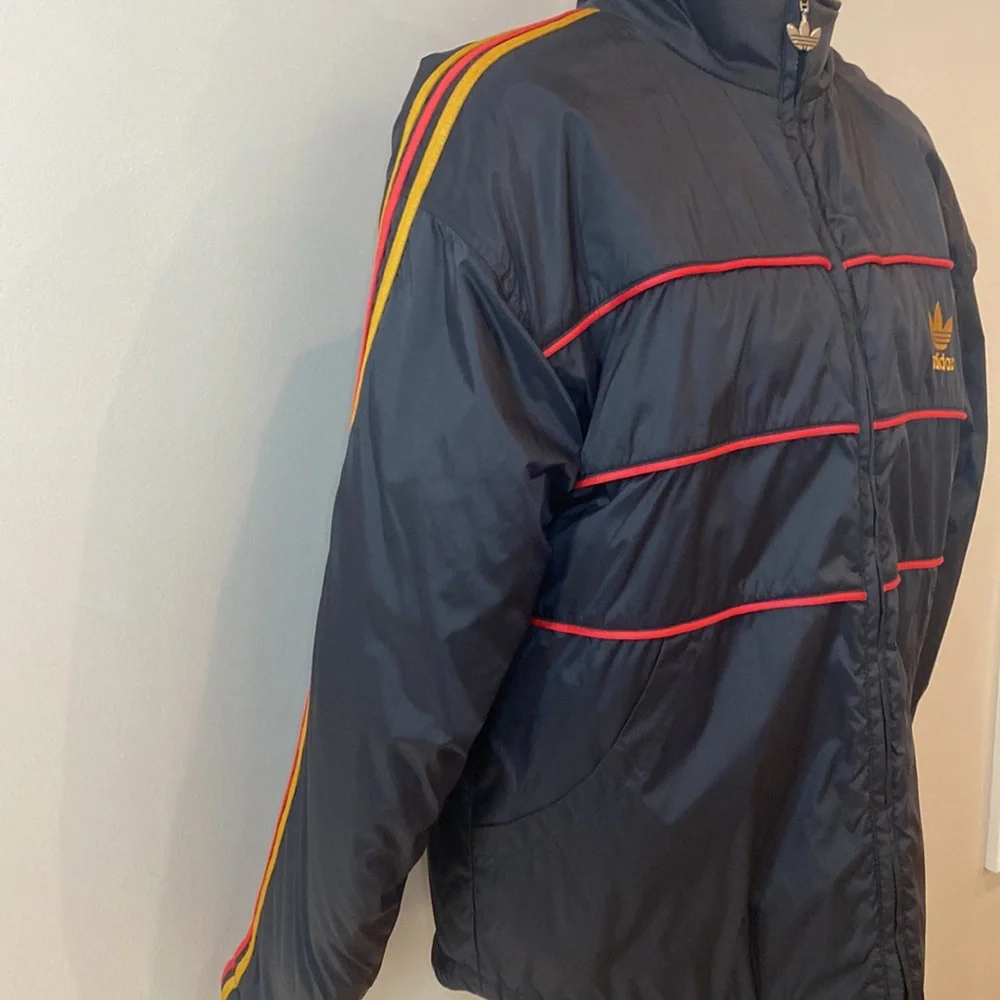 Vintage Unisex Adidas full zip winter puffer coat insulated winter rare